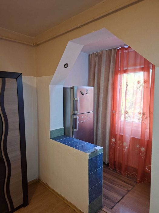 Inchiriez Garsoniera zona Spitalul Judetean