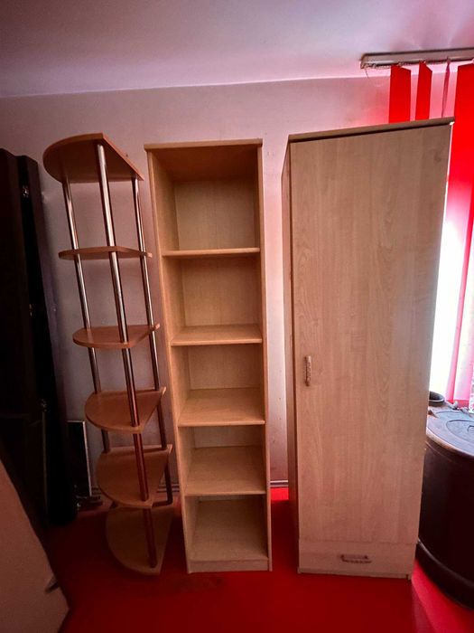 Еднокрилен гардероб и две етажерки