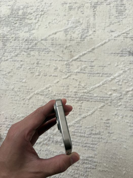 iPhone 15 pro 128гб