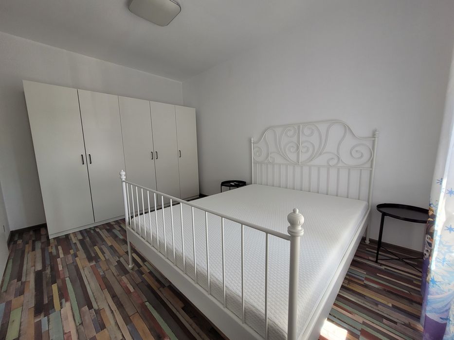 Închiriez apartament