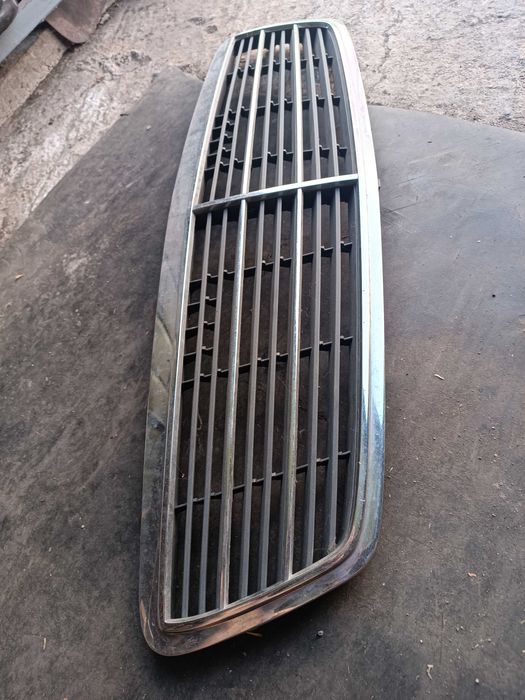 Предна решетка мерцедес C class