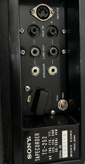 Magnetofon Sony TC 252 cu amplificare si boxe