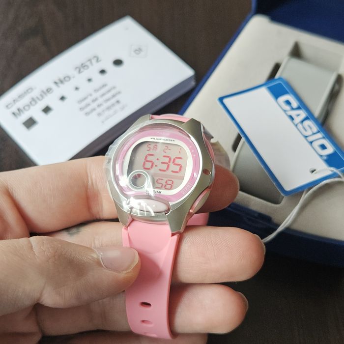 CASIO розов часовник LW-200-4BVDF