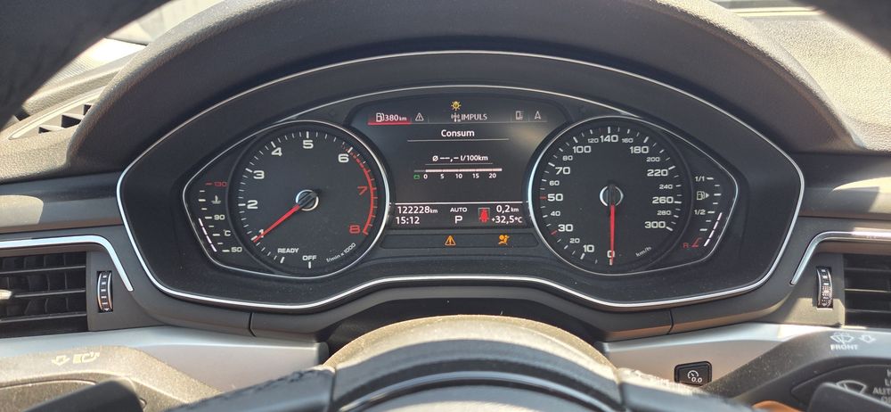 Audi A4 40 tfsi avariat
