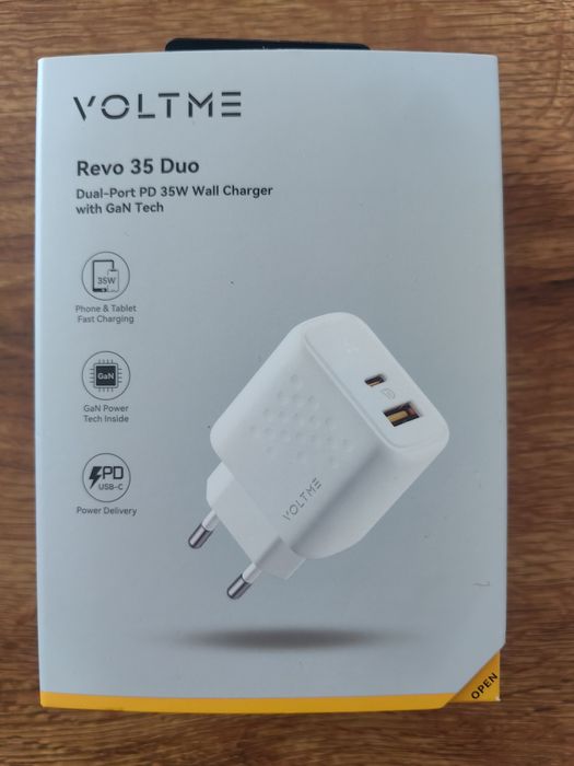 Зарядно Revo dual-port 35W + кабел