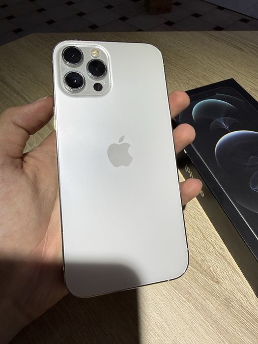 Продам Iphone 12 PRO MAX 128 gb SILVER