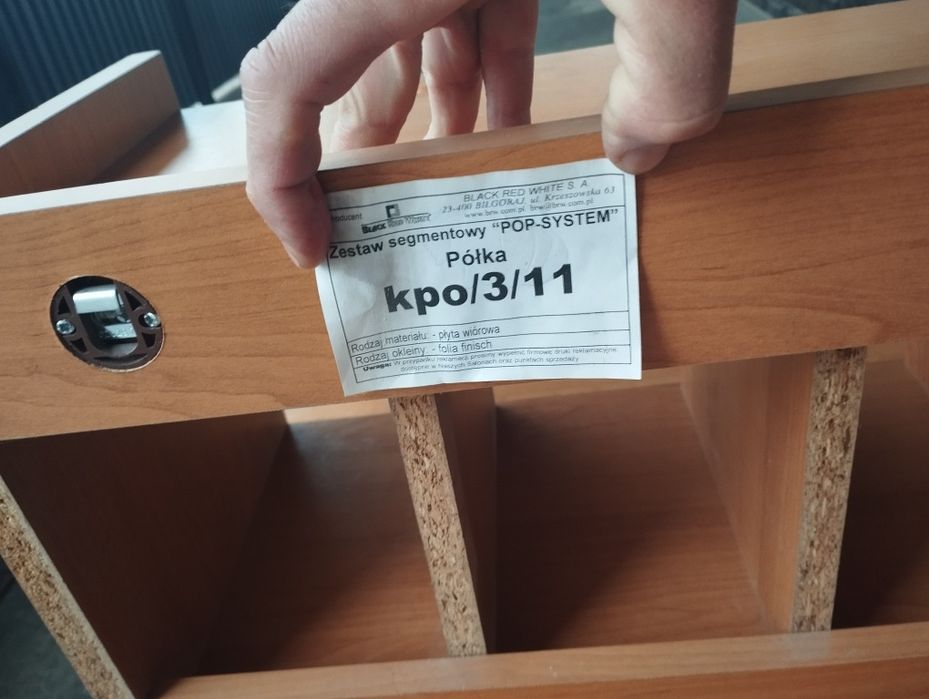 Школьный стол, шкаф,уголок