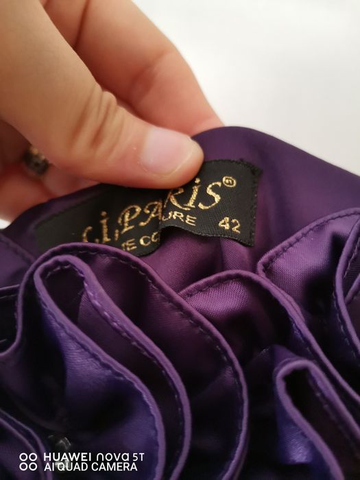 Продавам Официална рокля