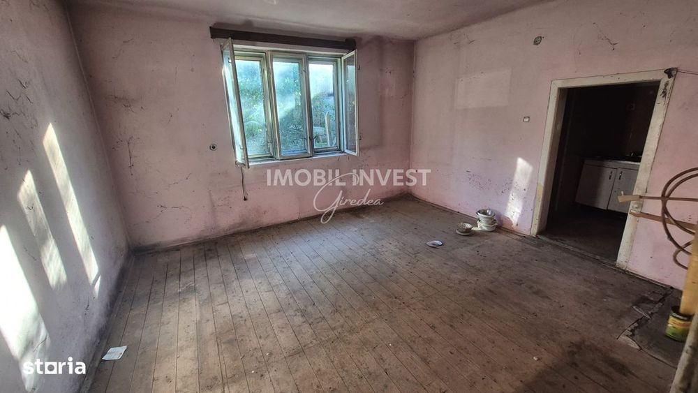 Casa cu 2 corpuri si teren de 990 mp, Zona centrala Ocna Mures