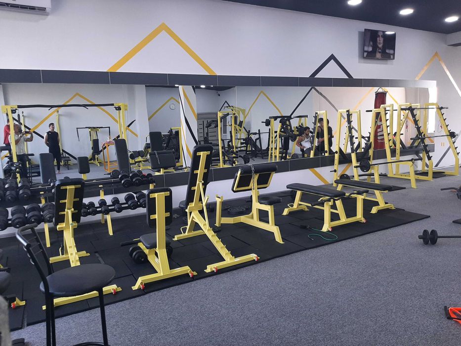 Открыть ТРЕНАЖЁРНЫЙ зал или ФИТНЕС-центр