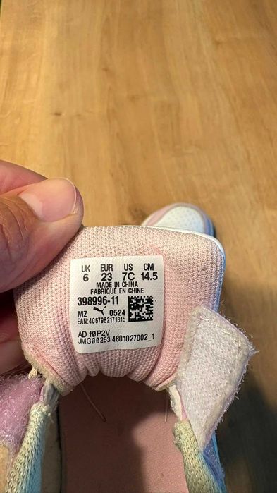 Sneakersi pentru fetita Puma Rebl AC inf, roz cu alb, marime 23, in stare foarte buna !