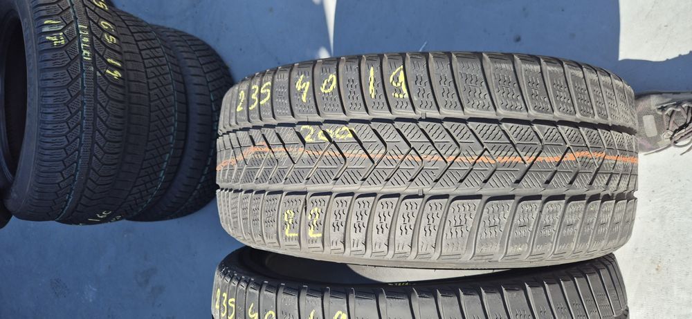 235 40 19 Pirelli m+s