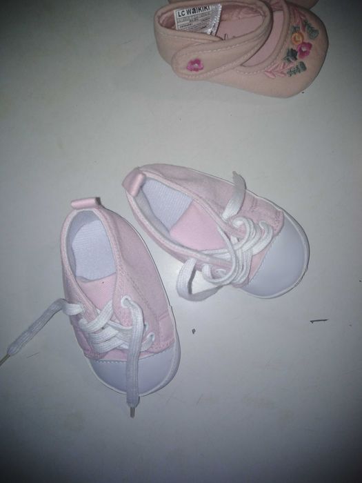 Бебешки обувки - 3 чифта - 17, 18 номер