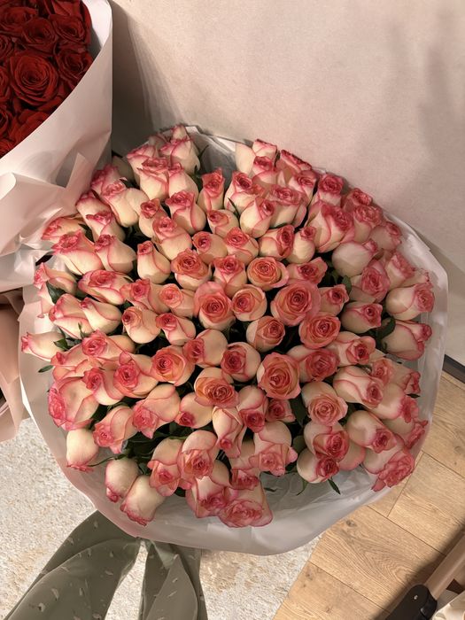 101 роза огромный букет