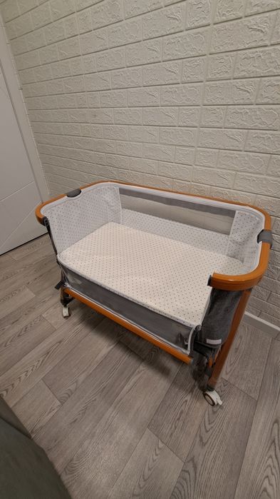 Продам детскую кроватку