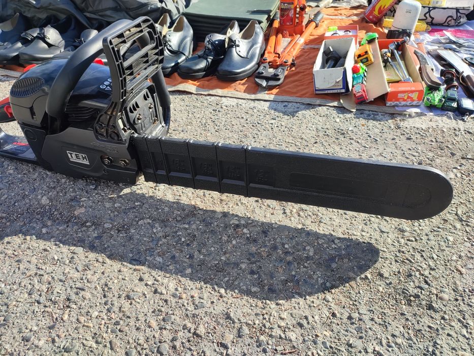 Продам бенза пилу новый