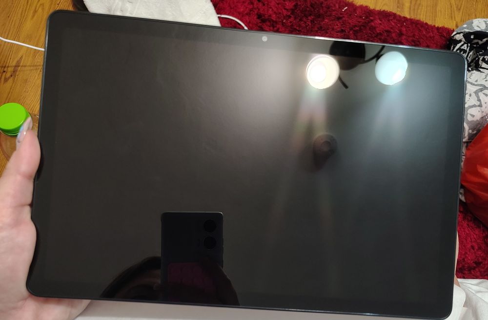 Vând tabletă Samsung