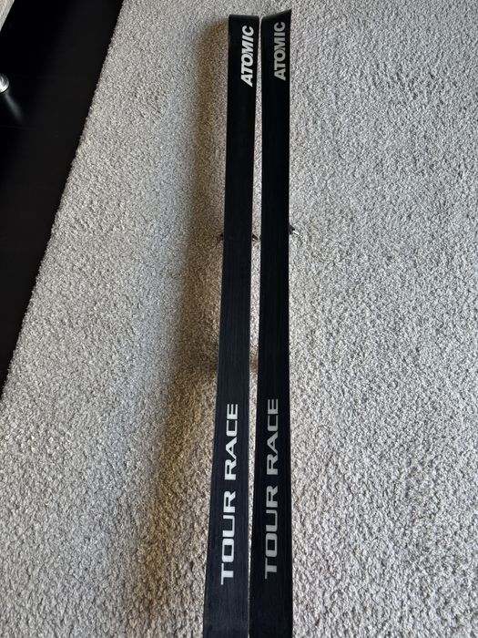 Ski de tura Atomic Race