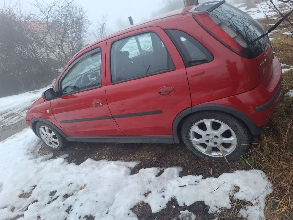 Vand opel corsa in stare de funtionare