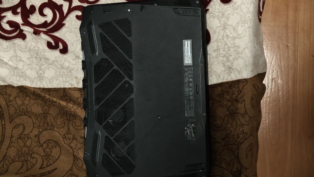 Acer Nitro A515-43 Series