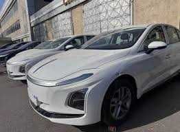 Hongqie E-QM5 500 Km res 2026, naxt va xalol nasiya