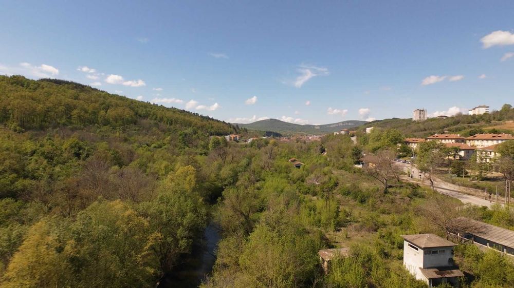 ИНВЕСТИЦИОНЕН ИМОТ - парцел в регулация в град Дряново