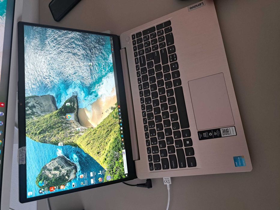 Laptop Lenovo IdeaPad 3 SSD 1 Tb samsung, 20 Gb RAM, Win10, Office Pro