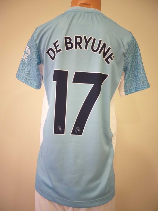 РЕТРО детски екипи Байерн М.,Атл.М. Жоао Феликс и Ман.Сити Де Бройне