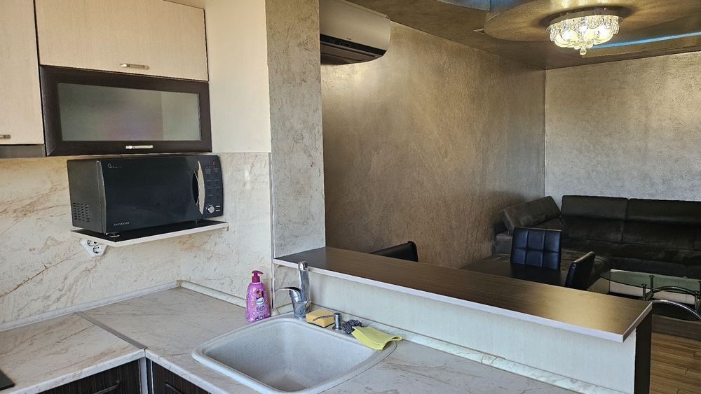 Дава се под наем Двустаен апартамент в Пловдив, Тракия - 68 кв.м за 550.8 € - Снимка #6