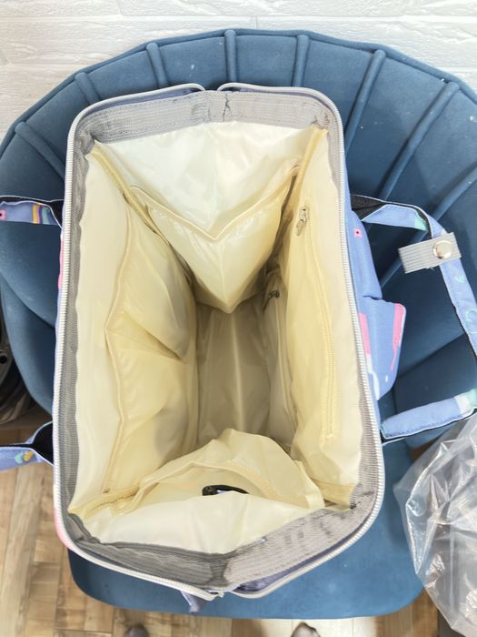 Продаю сумка-рюкзак для мамы