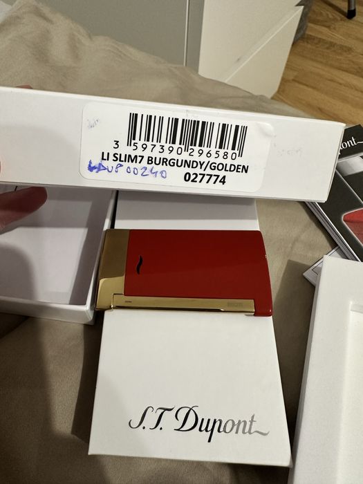 Bricheta Dupont Slim 7 Burgundy and Gold
