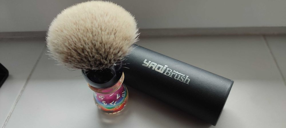 pamatuf bursuc par natural 26 mm spuma crema barbierit ras gillette