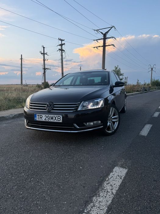 Volkswagen Passat B7 Highline 2.0 TSI 211 CP DSG | DCC |Keyless | Trapă | CarPlay |