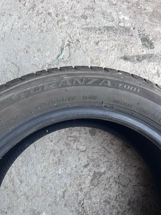 Гуми 215/55 R17 Bridgestone