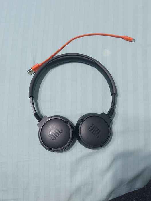 Наушники jbl tune 670nc