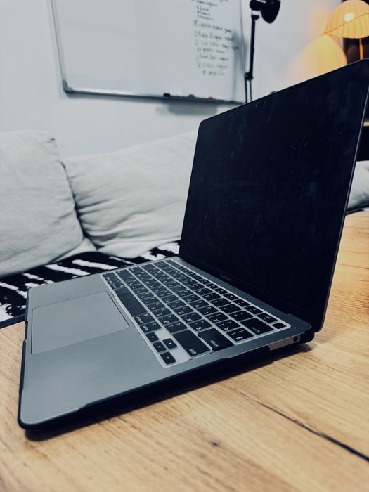 Продаю MacBook Air M1 (2020) «13