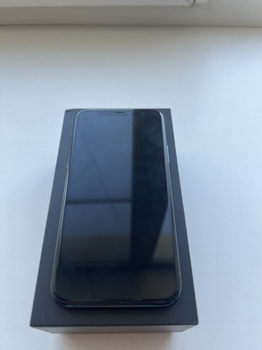 iPhone 11 pro 64GB Midnight Green