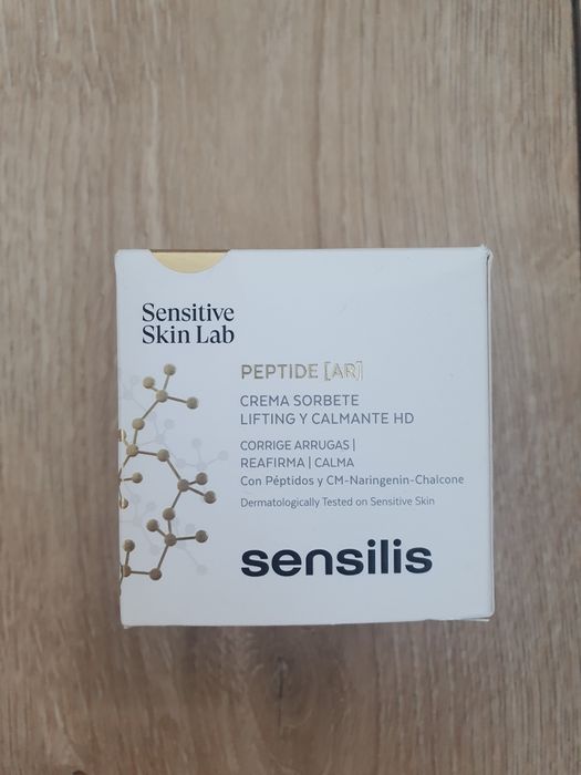 Crema sensilis hidratantă pt ten sensibil