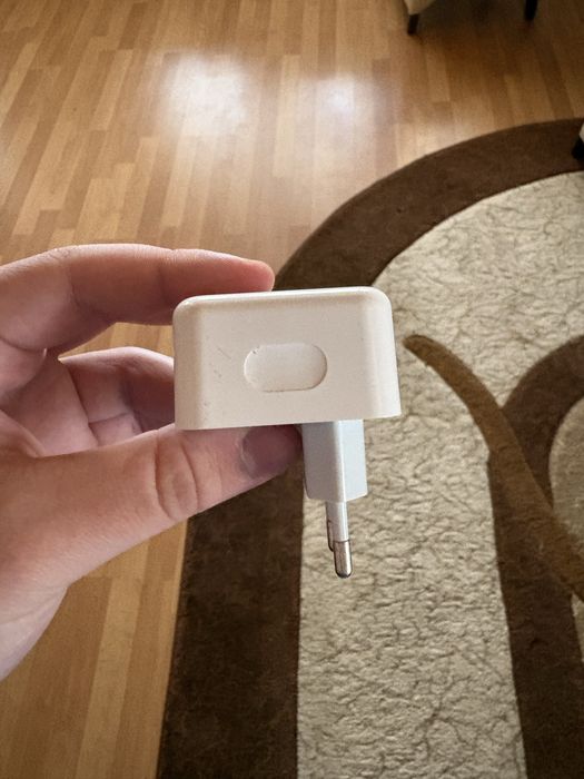 Incarcator apple
