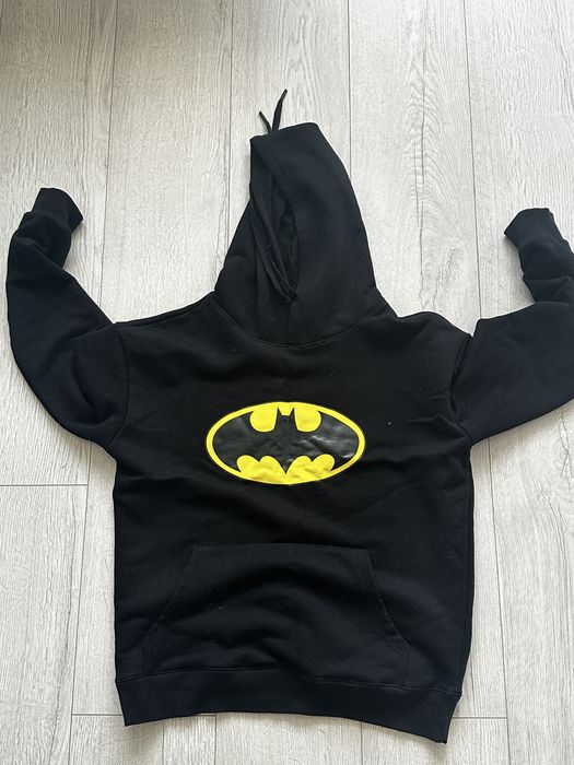 Продается худи бэтмен за 3к тенге