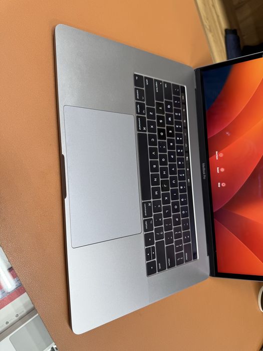 MacBook Pro 15 inch 512 GB