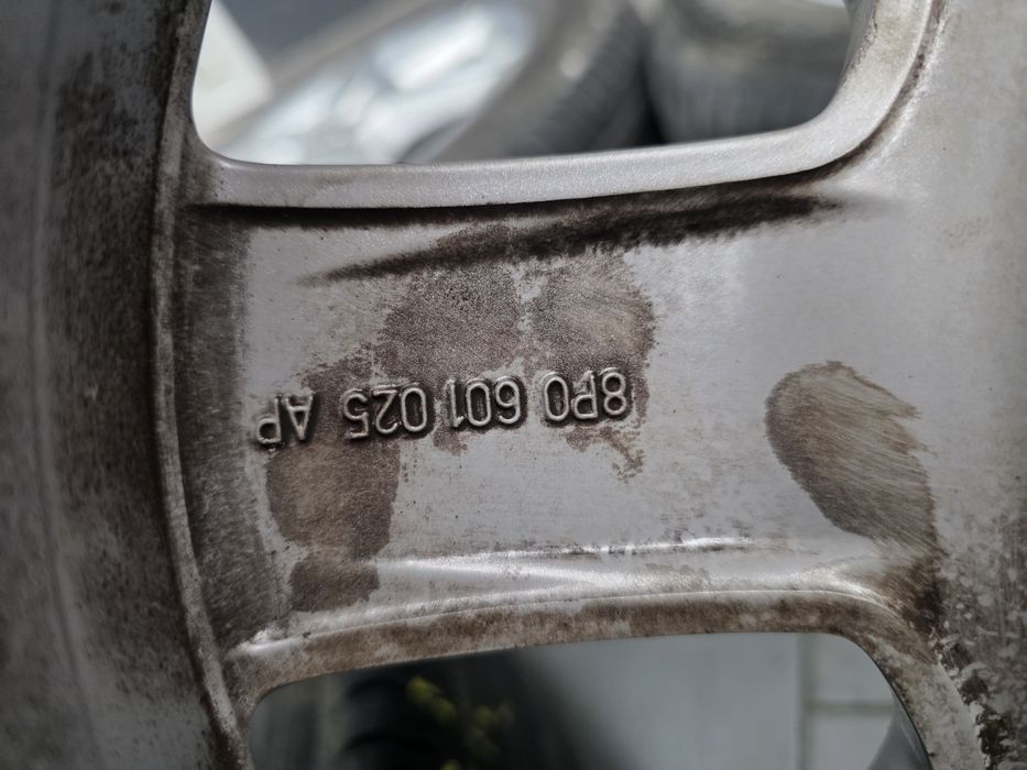 Джанти 16 - Audi A3