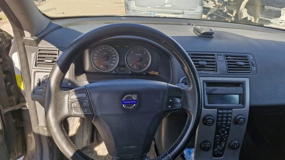 Dezmembram Volvo V50 an 2007 motor 1.6 Diesel Euro 4