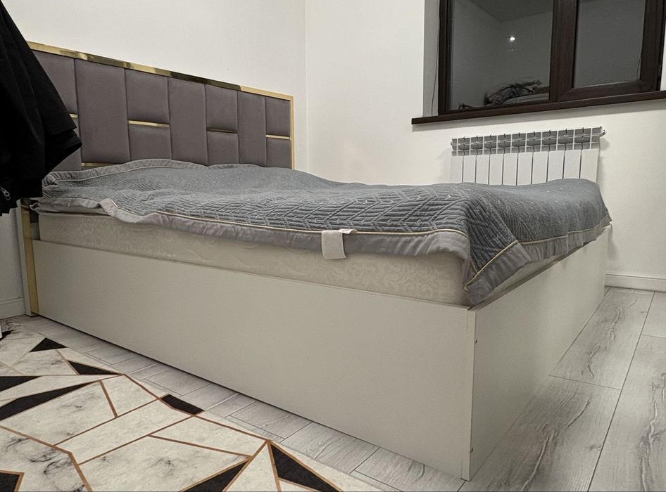 Кровать двухспальняя