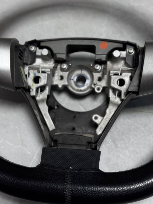 Продам руль королла 150 рестайлинг