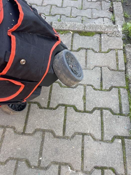 Galeata ptr scule cu roti