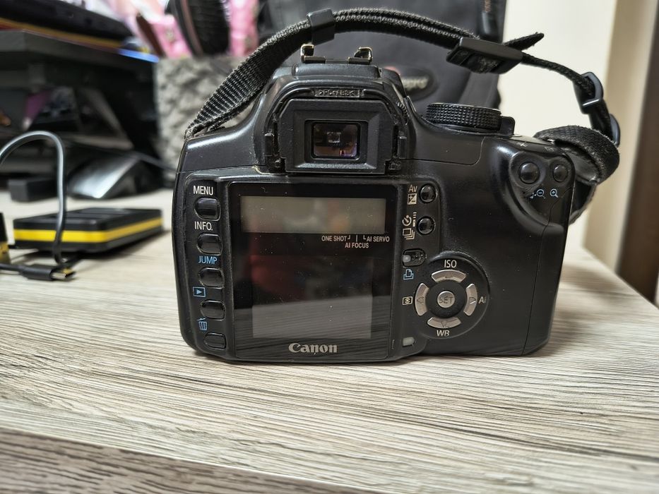 Фотоапарат canon EOS  350d