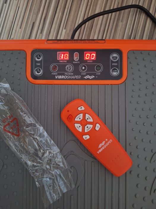 Aparat fitness/tonifiere Vibro Shaper.