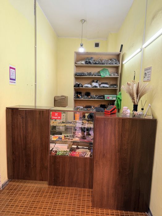 Продам ресепшен в отличном состоянии