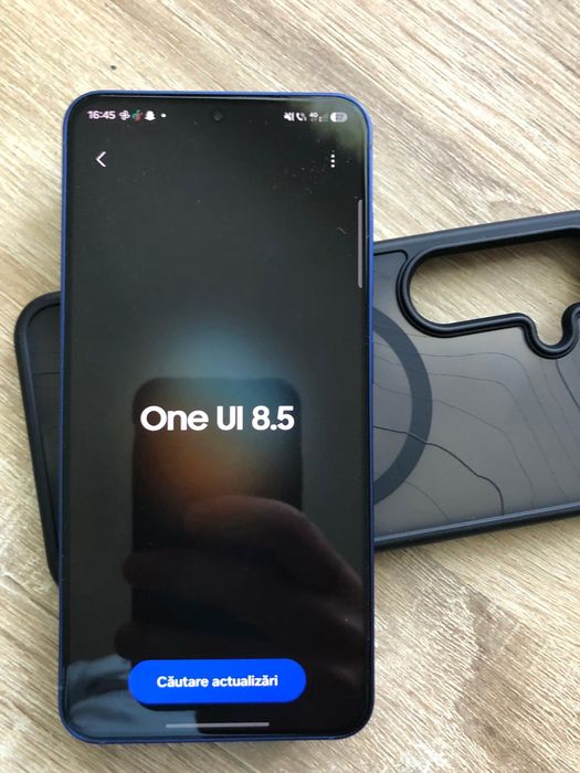 Vând Samsung Galaxy S25 128GB Navy Blue + Samsung Galaxy Watch 4 – Stare excelentă! Garanție 12 luni!